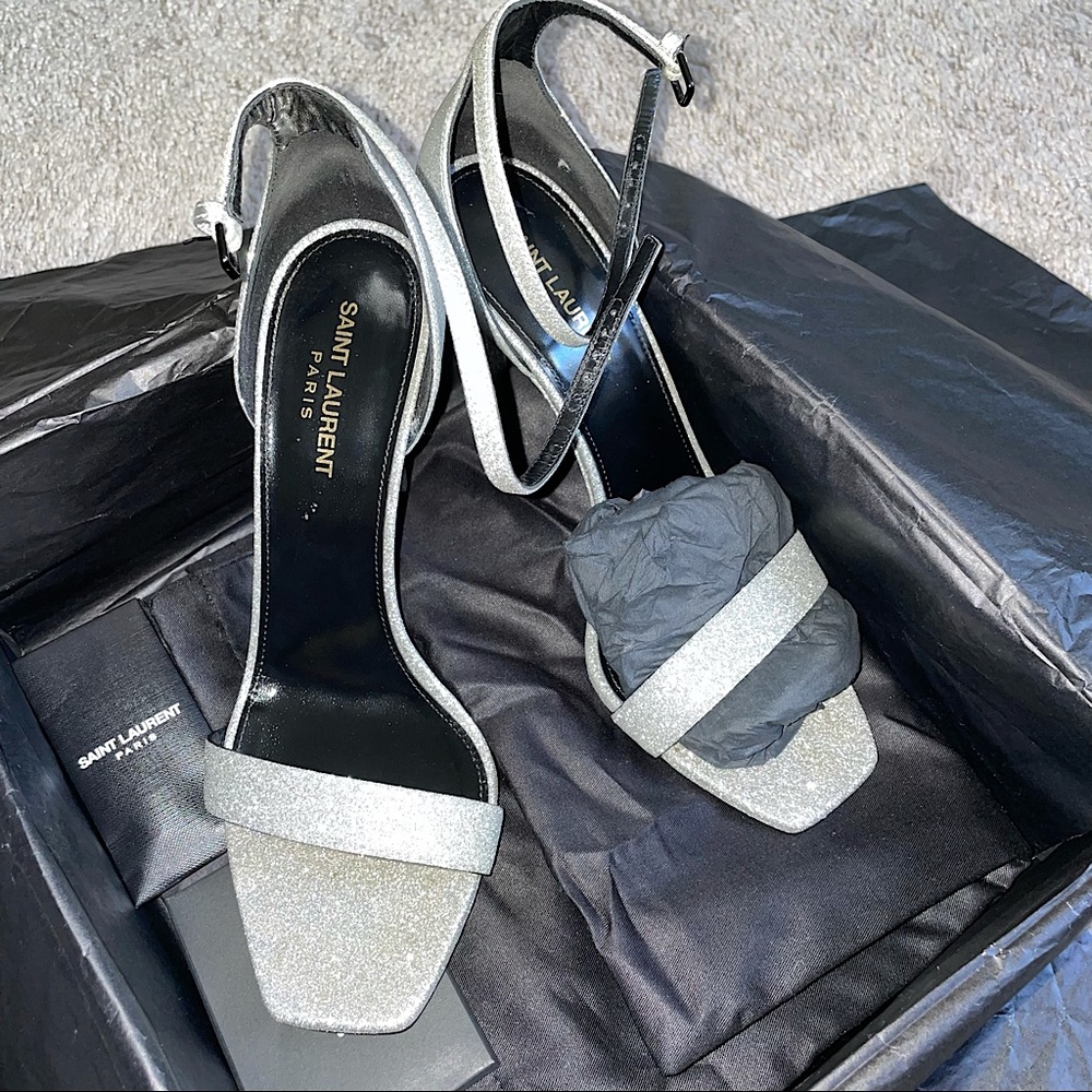 SAINT LAURENT ‘AMBER’ SANDAL HEEL